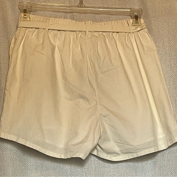 NWT Sundays Ozeta short - Picture 2 of 6